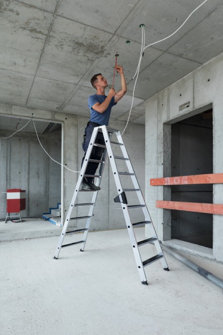 Escabeau double avec clip-step